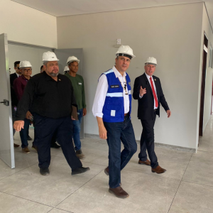 UFNT recebe ministro da Educação e reforça diálogo por investimentos e expansão acadêmica