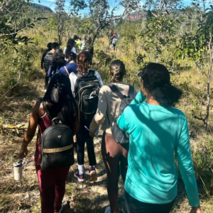Acadêmicos da UFNT realizam trilha ecológica e visita cultural em Carolina (MA)
