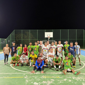 Partida de futsal encerra programação do Abril Indígena na UFNT com integração entre servidores e estudantes indígenas