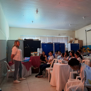 UFNT leva conhecimento sobre povos indígenas à escola estadual de Araguaína