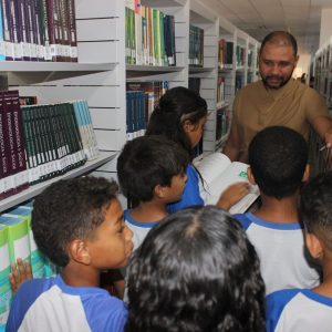 UFNT promove mais um encontro do projeto Roda de Leitura Literária com alunos da rede municipal