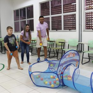 UFNT abre seleção para monitores do Programa de Apoio à Parentalidade com bolsas de R$ 700 reais